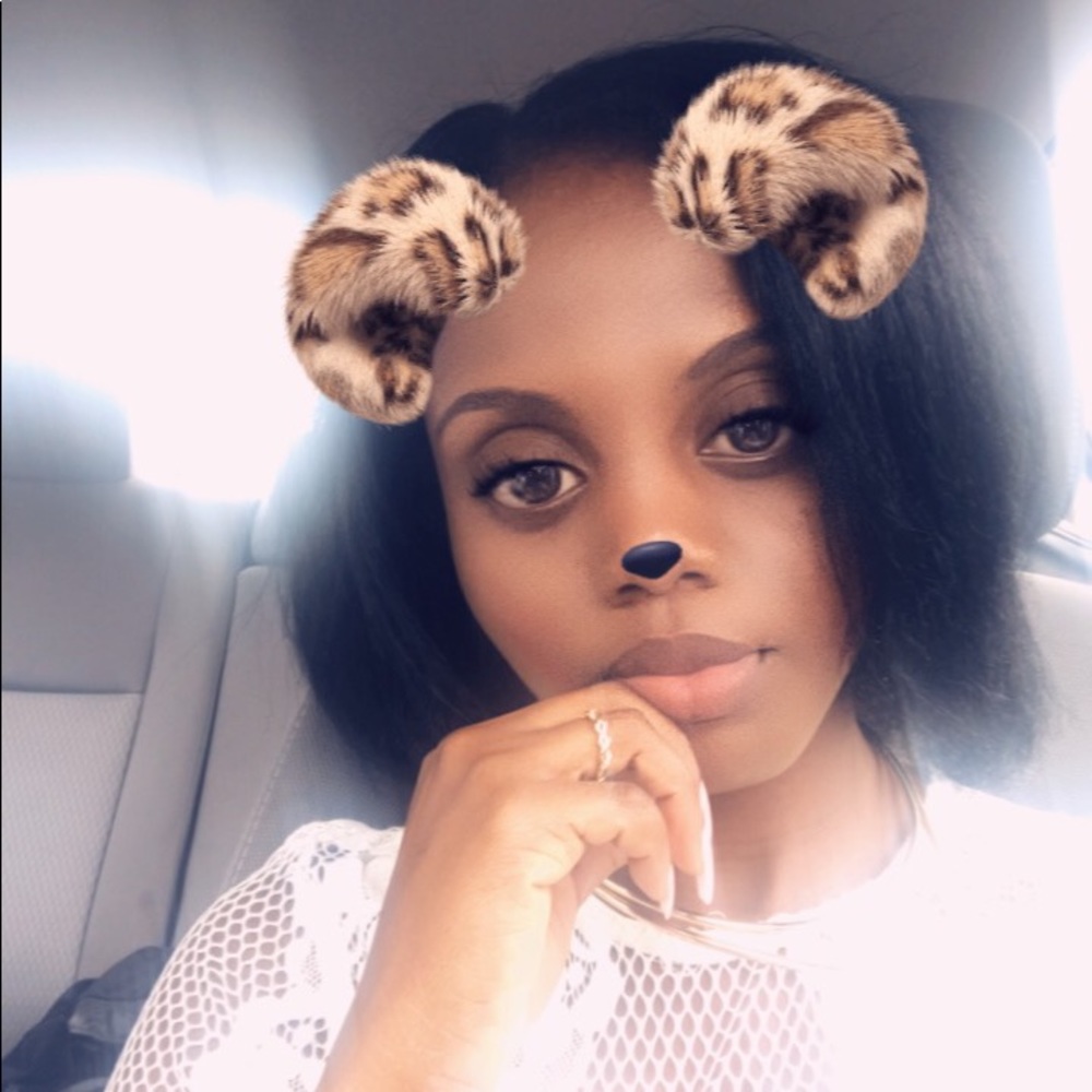 Meet your Posher, Shawnakay